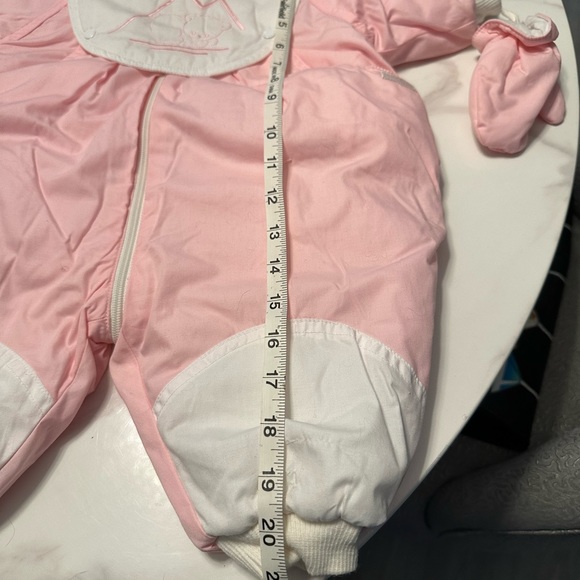 Pink & white snowsuit SIX MONTHS BY ABSERBA - Picture 5 of 9